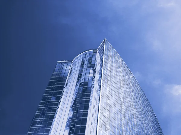 Office building in the city — Stock Photo, Image