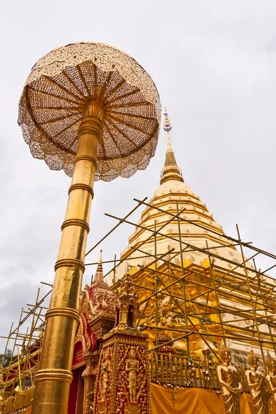 Zlatá pagoda wat doi suthep — Stock fotografie
