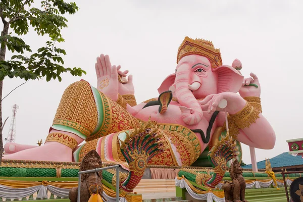 Gran estatua de Ganesh en general — Foto de Stock