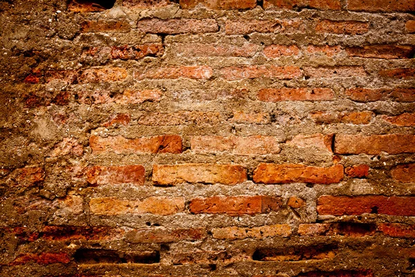 Eski tuğla duvarın yüzey yüksek karşıtlık arka plan — Stok fotoğraf