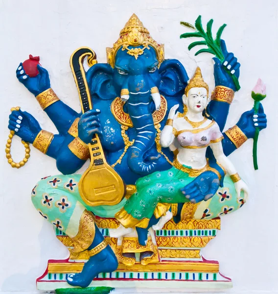 Ganesha blu con angelo su parete bianca — Foto Stock