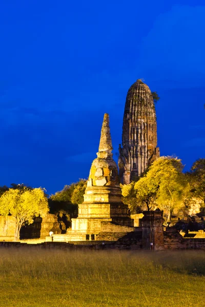 Ayutthaya içinde harap Tapınak — Stok fotoğraf