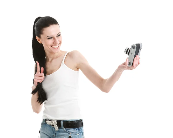 セクシーな若い女性が彼ら自身にレトロなカメラを撮影. — ストック写真
