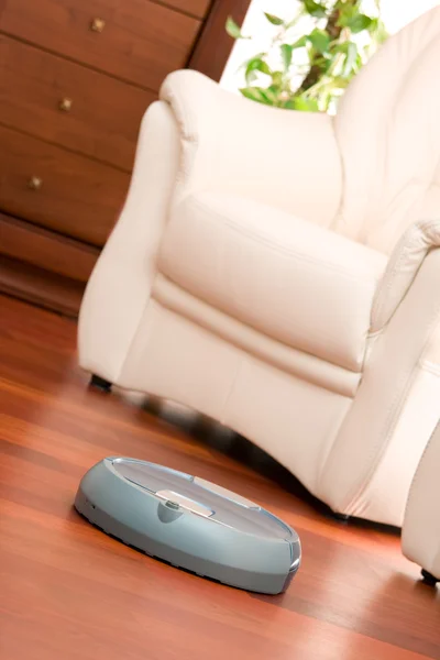 Home cleaning robot — Stock Photo, Image