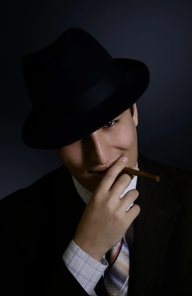 Mafia muž s doutníkem — Stock fotografie