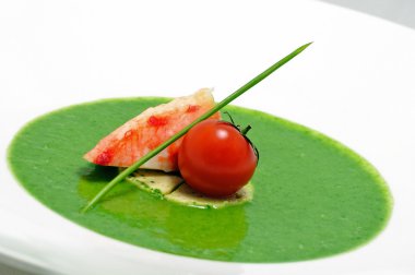 cremosa sopa de puré vegetal