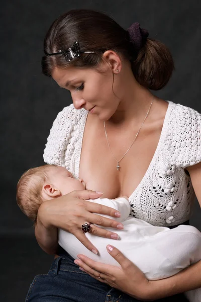 Tânără mamă — Fotografie, imagine de stoc