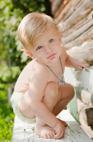 Little boy outdoors — Stock Photo, Image