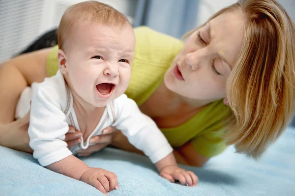 Κλάμα μωρό — Φωτογραφία Αρχείου