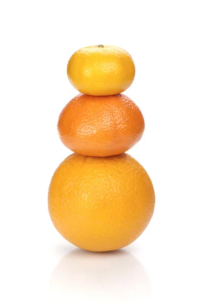 Pirâmide de citrinos coloridos — Fotografia de Stock