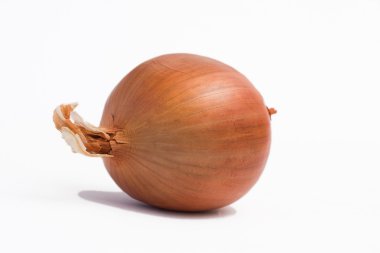 gölge beyaz zemin üzerine taze soğan