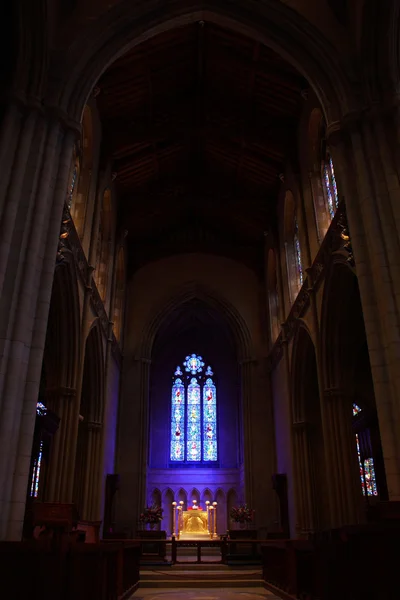 vitray pencere Kilisesi, iç mekan, ışık