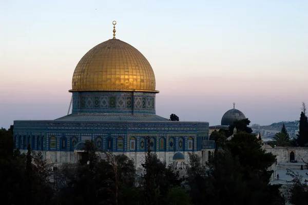 Kallion kupoli Jerusalemissa — kuvapankkivalokuva