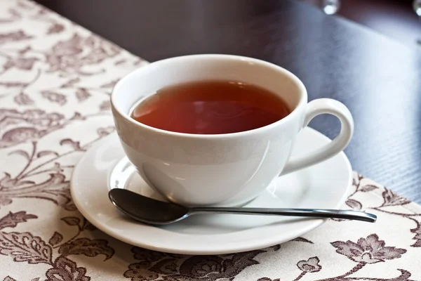Чайна чашка з тарілкою — стокове фото