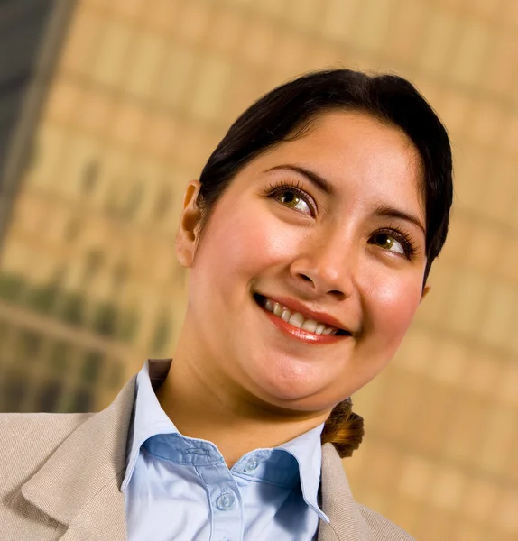 Business Woman Standing Outsite Her Company Headquarters — Stock Photo, Image