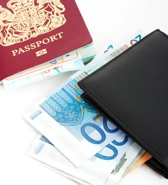 Pasaporte y euros para un viaje — Foto de Stock
