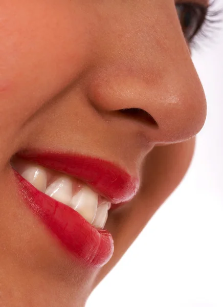 Усміхаючись червоні губи на красива дівчина — стокове фото