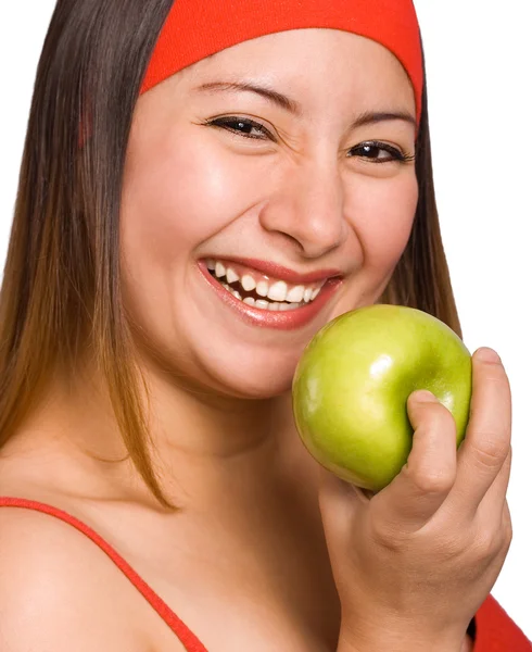 Женщина, держащая в руках питательное яблоко — стоковое фото