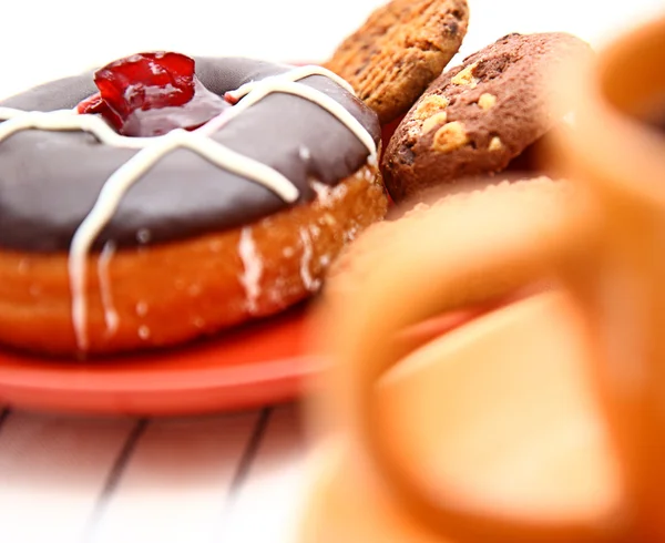 Dieta poco saludable de galletas, rosquillas y café dulce —  Fotos de Stock