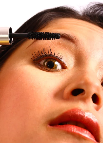 Applying Mascara As Part Of Her Makeup — Stock Photo, Image
