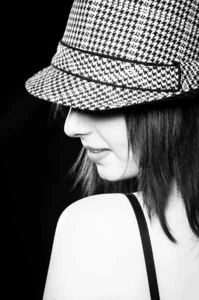 Beautiful girl in sylish hat in black and white — Stock Photo, Image