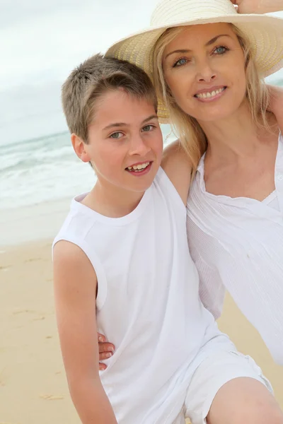 Mãe e filho — Fotografia de Stock