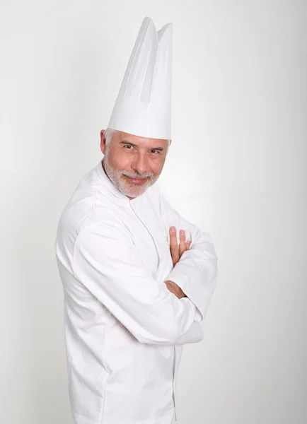 Senior chef-kok met gekruiste armen — Stockfoto