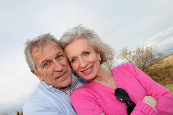 Nahaufnahme eines glücklichen Senioren-Paares — Stockfoto