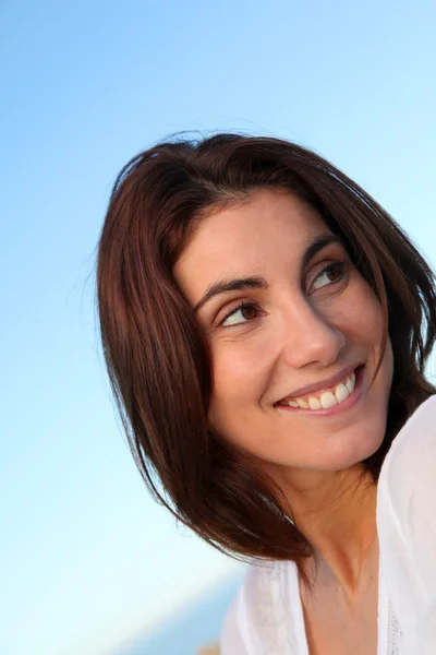 Portrait of beautiful smiling woman — Stock Photo, Image