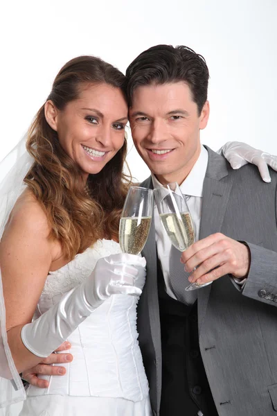 Portret van gelukkig getrouwd stel — Stockfoto