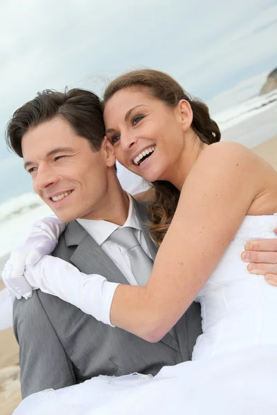Portrait of happy married couple — Stock Photo, Image
