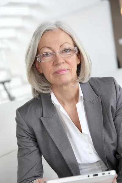Closeup of senior businesswoman — Stock Photo, Image