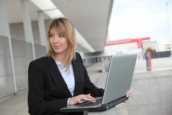 Portrait of businesswoman — Stock Photo, Image