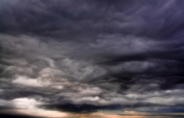 Bouřlivá oblaka — Stock fotografie