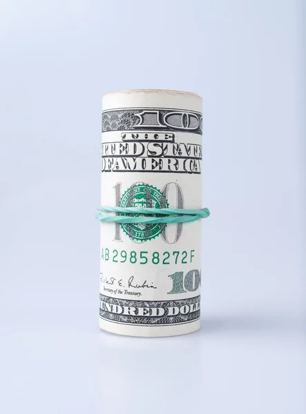 Peníze rolka s námi dolarů účty — Stock fotografie