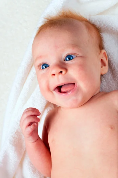 Retrato de bebê recém-nascido adorável — Fotografia de Stock