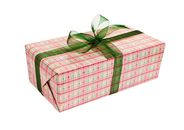 Caja de regalo aislada sobre fondo blanco — Foto de Stock