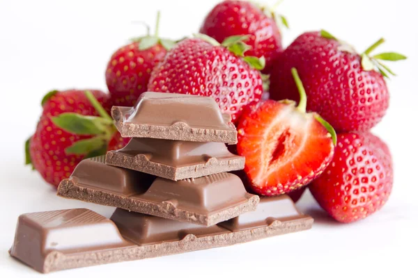 Schokolade mit Erdbeercreme — Stockfoto