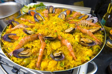 Paella.