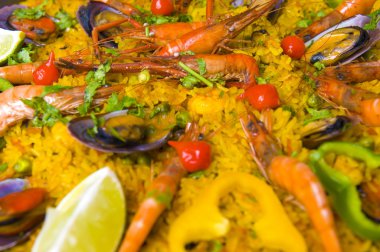 Paella.