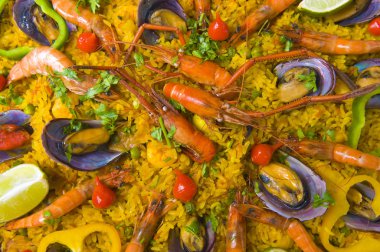 Paella.