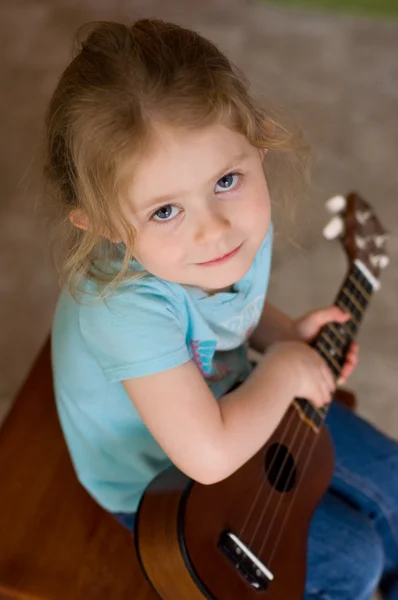 Guitar Girl — Stock Photo, Image