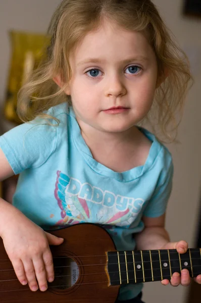 Девочка-гитара Стоковое Изображение