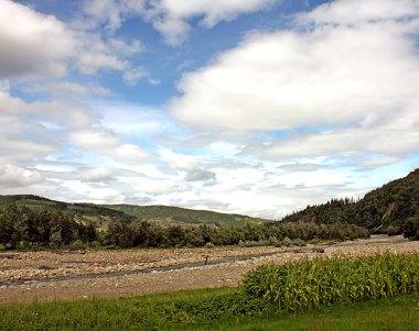 Dağ nehri