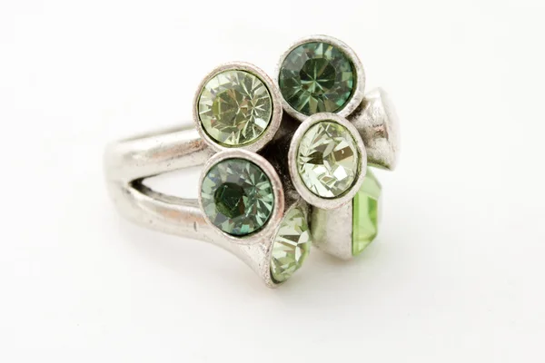 Серебряное кольцо с камнями — Zdjęcie stockowe
