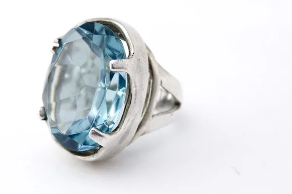 Ring with blue topaz — Stockfoto