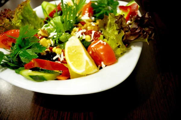 Deliciosa salada — Fotografia de Stock