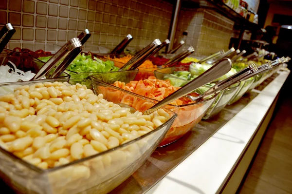 Buffet di insalate — Foto Stock