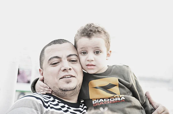 Padre e figlio egiziano — Foto Stock