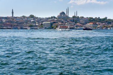 İstanbul görünümü golden horn ile
